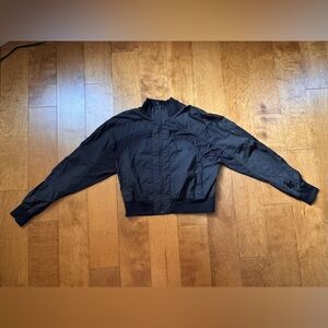 LULULEMON - lightweight black wind breaker